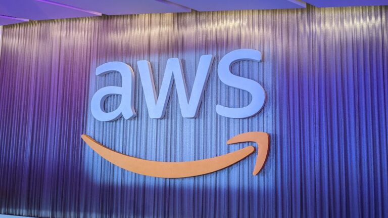 AWS revenue growth soars once again as Amazon CEO calls for more AI